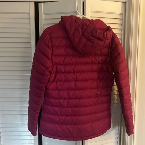 2XU Women's G:2 Insulation Jacket - Picture 4 of 7